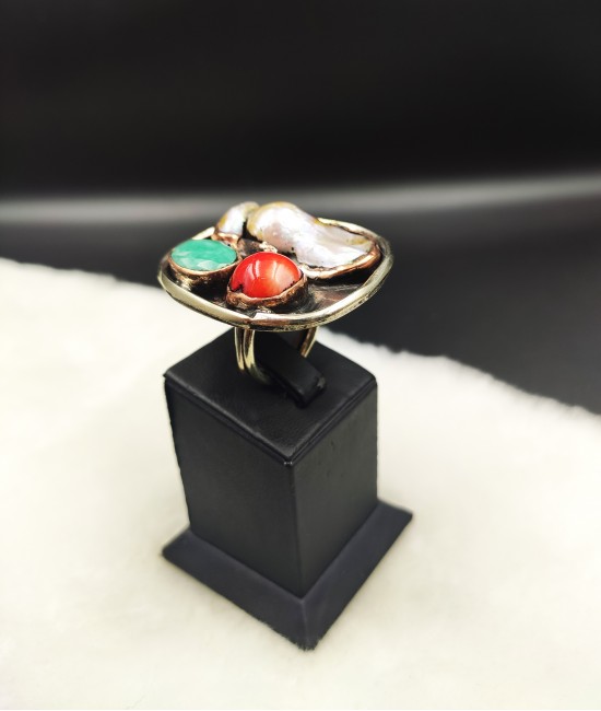 İnci, Zümrüt ve Mercan Taşlı Etnik Yüzük-BSR00336KY