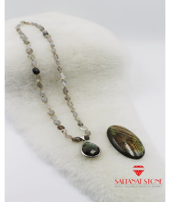 Gümüş İşleme Labradorit Taşlı Bayan Kolye - BSR02039BK