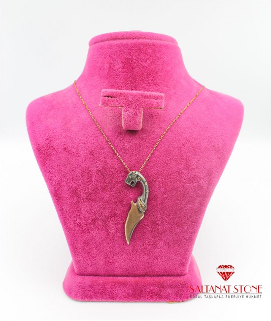 Hançer Uçlu Hayalet Bayan Kolye - BSV01341BK